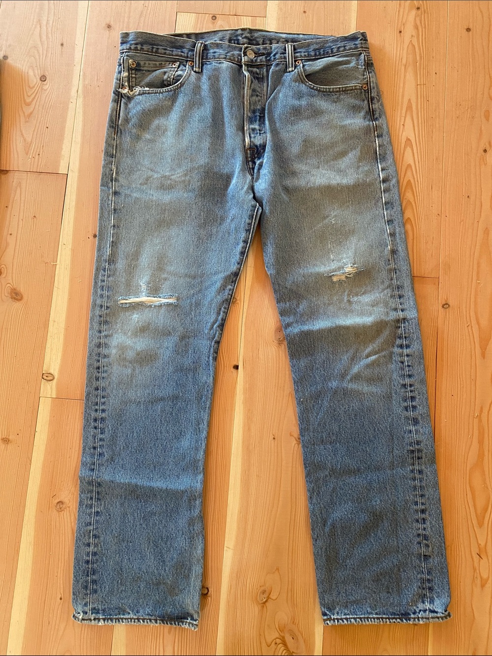 Levi’s 501 button fly vintage late 90s - 36x32